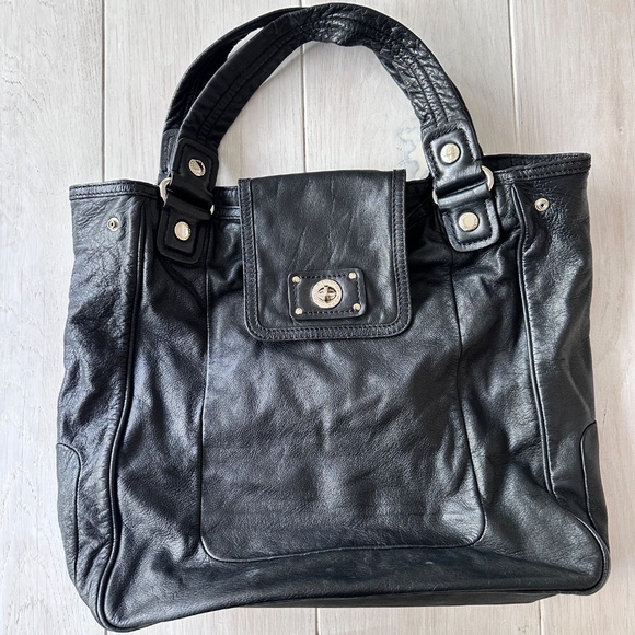 Marc Jacobs Turnkock Tote - Picture 3 of 14